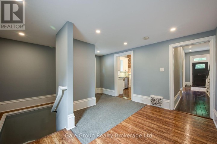 Photo 13 at 155 Vansittart Avenue, Woodstock - North, Woodstock