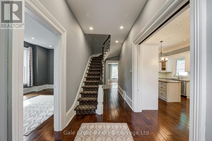 Photo 6 at 155 Vansittart Avenue, Woodstock - North, Woodstock