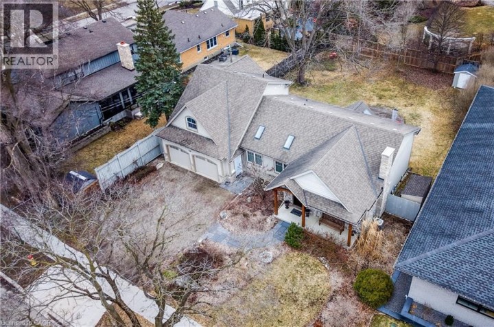 Photo 3 at 140 Aberdeen Road, Uptown Waterloo / Westmount, Kitchener