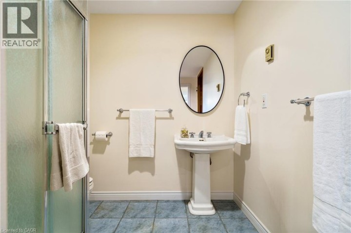 Photo 46 at 373 Brookview Court, Oakhill / Clearview Ancaster Heights / Mohawk, Ancaster