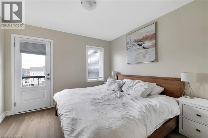 Photo 12 at 904 Apple Hill Lane, Trussler, Kitchener