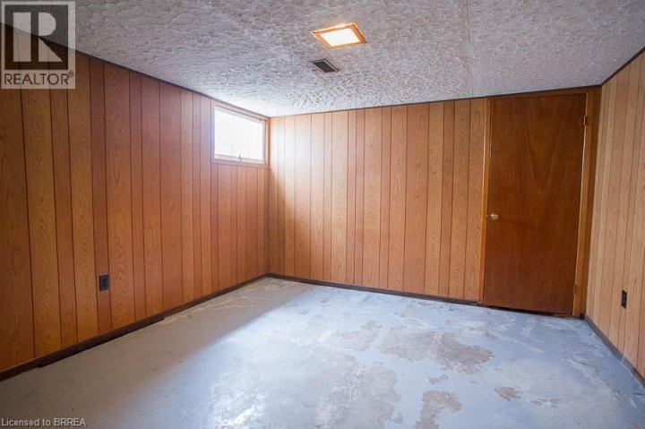 Photo 17 at 120 Henry Street, East Ward, Brantford