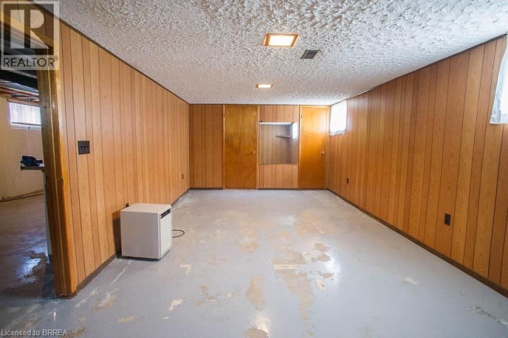 Photo 18 at 120 Henry Street, East Ward, Brantford