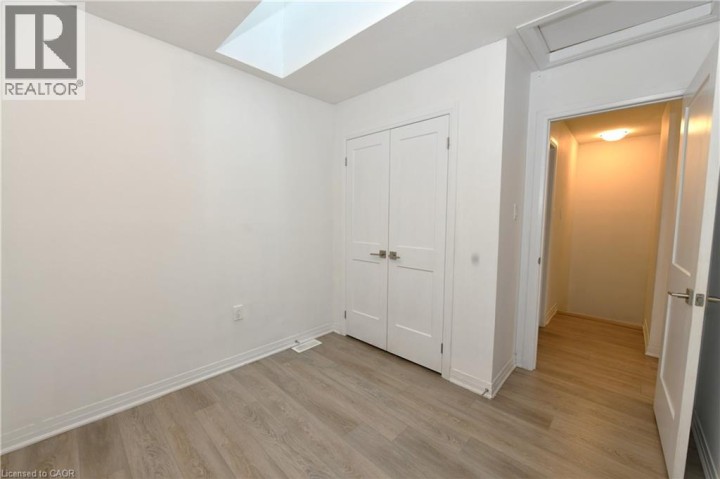 Photo 12 at 70 - 51 Sparrow Avenue, Branchton Park, Cambridge