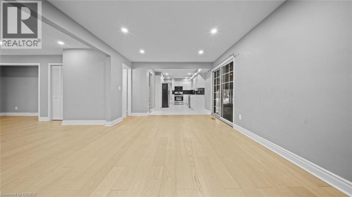 Photo 16 at 279 Cockshutt Road, Sw Rural, Brantford