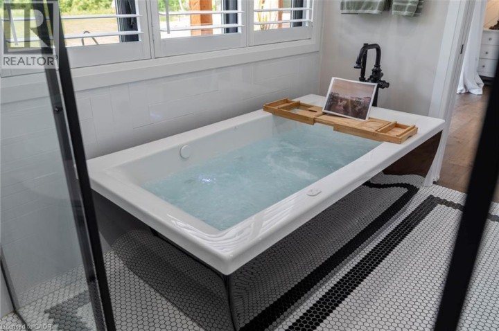 Photo 31 at 11 Cockshutt Road, Mt. Pleasant, Brantford