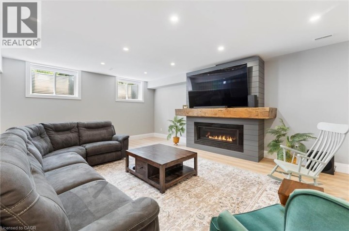 Photo 35 at 11 Cockshutt Road, Mt. Pleasant, Brantford