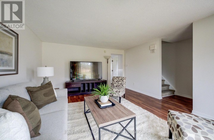 Photo 6 at 43 Ferguson Avenue, Cambridge