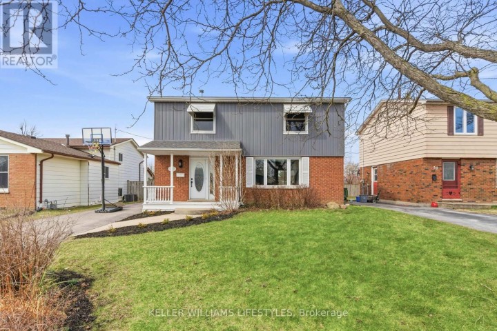 Photo 2 at 41 Dyer Street, St. Thomas