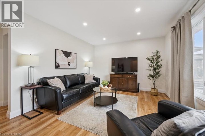 Photo 8 at 699 Frederick Street, Heritage Park / Rosemount, Kitchener