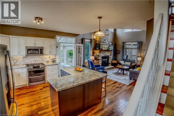 Photo 16 at 31 Chapel Street, Vienna