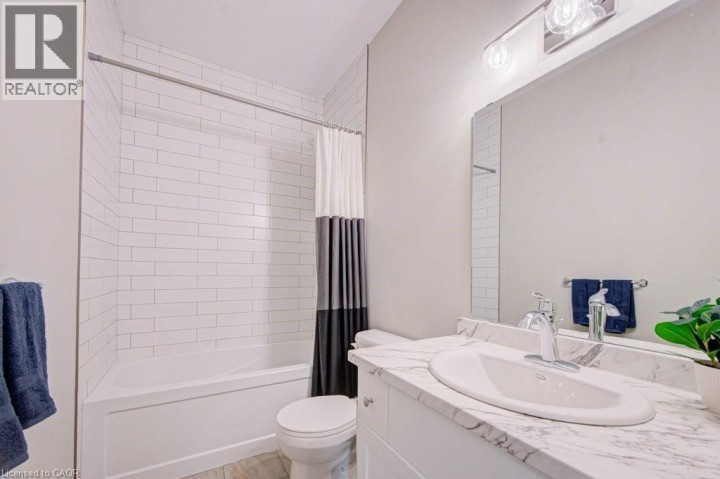 Photo 11 at 15 Matheson Crescent, Innerkip, Woodstock