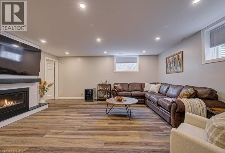 Photo 31 at 15 Matheson Crescent, Innerkip, Woodstock