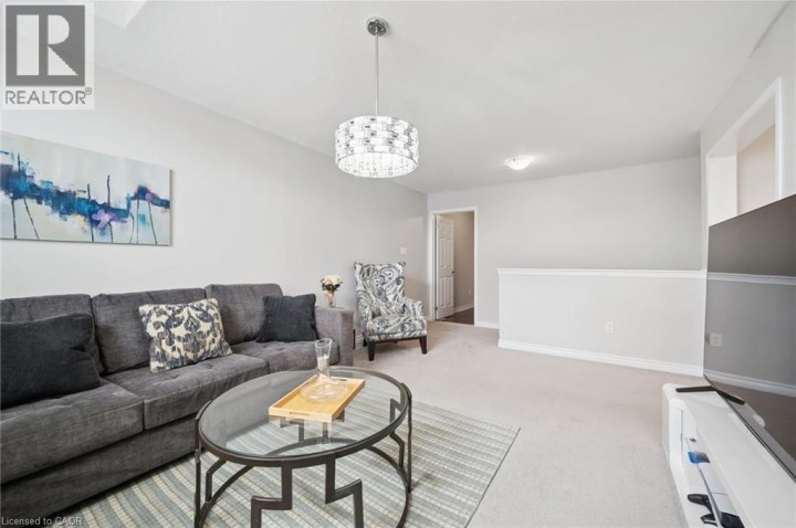 Photo 22 at 38 Park Glen Street, Trussler, Kitchener