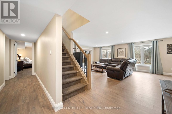 Photo 33 at 21 Belmont Avenue, Tillsonburg