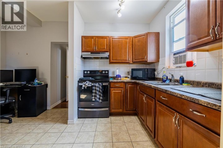 Photo 12 at 113 Brant Avenue, North Ward, Brantford