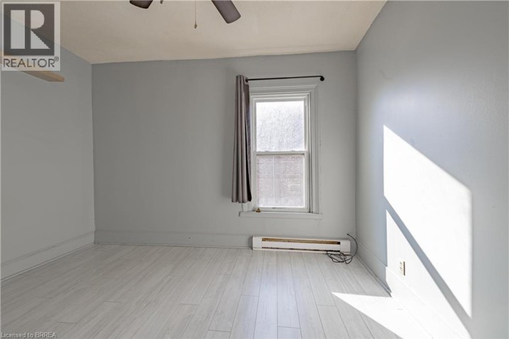 Photo 7 at 113 Brant Avenue, North Ward, Brantford