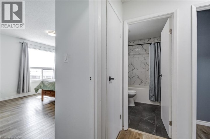 Photo 31 at 18 - 135 S Chalmers Street, Glenview, Lincoln, Oak, Cambridge