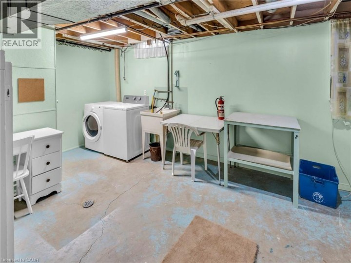 Photo 19 at 3 - 28 Underhill Crescent, Chicopee / Freeport, Kitchener