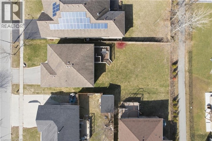 Photo 30 at 9 Pace Avenue, Cainsville / Brookfield, Brantford