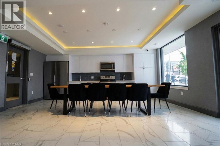 Photo 8 at 704 - 7 Erie Avenue, D’aubigny / Evergreen, Brantford