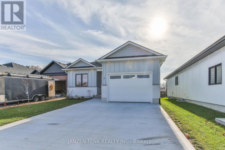 Photo 5 at 8 Charles Court, Port Burwell, Bayham