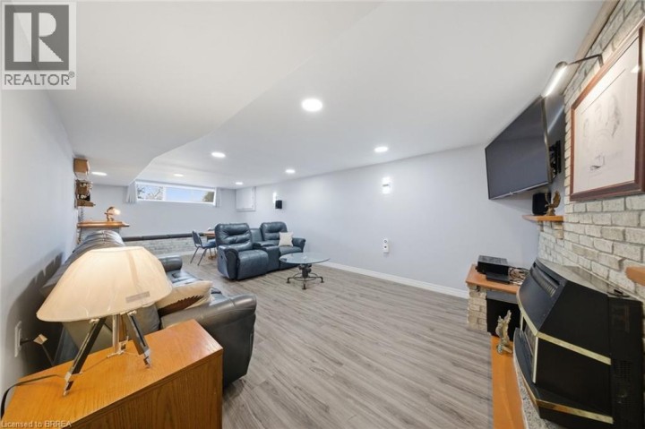 Photo 22 at 136 Woodlawn Avenue, Woodlawn, Brantford