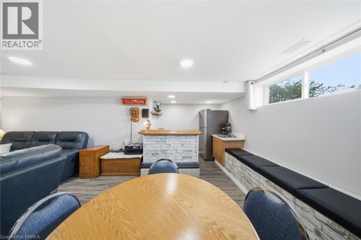 Photo 25 at 136 Woodlawn Avenue, Woodlawn, Brantford