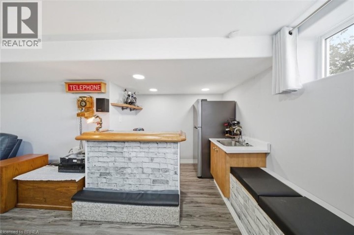 Photo 26 at 136 Woodlawn Avenue, Woodlawn, Brantford