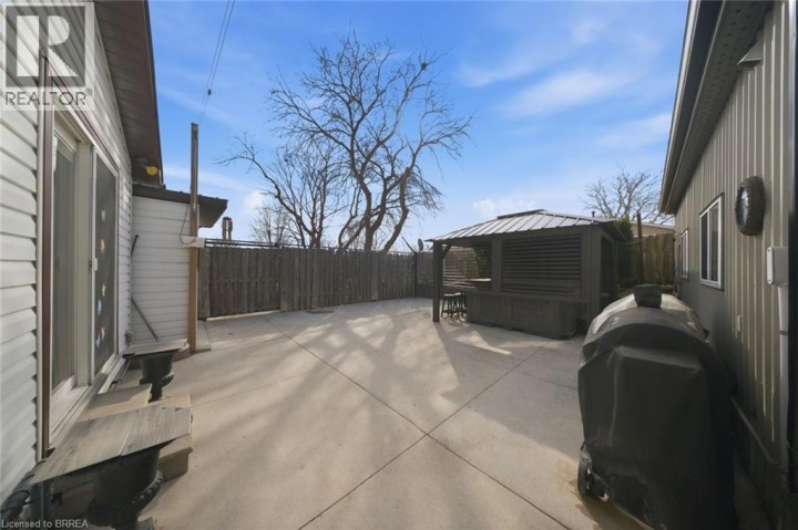 Photo 40 at 136 Woodlawn Avenue, Woodlawn, Brantford