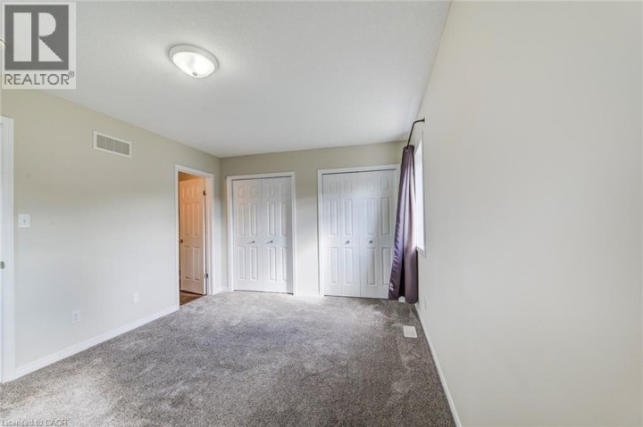Photo 26 at 40 - 50 Pinnacle Drive, Pioneer Park / Doon / Wyldwoods, Kitchener