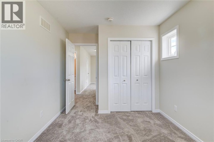 Photo 31 at 40 - 50 Pinnacle Drive, Pioneer Park / Doon / Wyldwoods, Kitchener