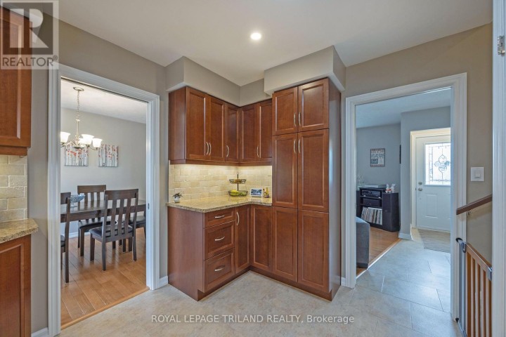 Photo 10 at 59 Lawrence Avenue, St. Thomas