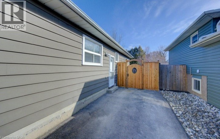 Photo 27 at 190 Natchez Road, Stanley Park / Centreville, Kitchener