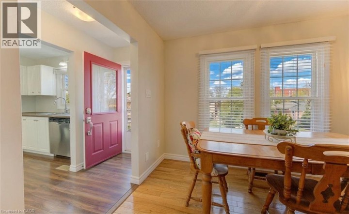 Photo 4 at 190 Natchez Road, Stanley Park / Centreville, Kitchener