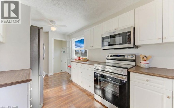 Photo 7 at 190 Natchez Road, Stanley Park / Centreville, Kitchener