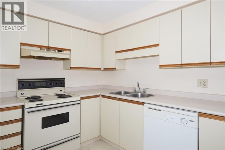 Photo 21 at 1409 - 55 Green Valley Drive, Pioneer Park / Doon / Wyldwoods, Kitchener