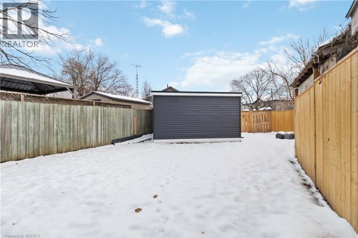 Photo 14 at 16 Mt. Pleasant Street, Old West Brant, Brantford