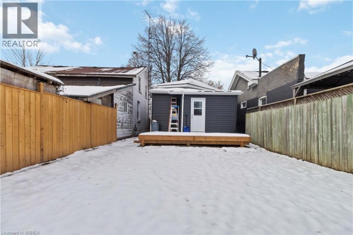 Photo 15 at 16 Mt. Pleasant Street, Old West Brant, Brantford