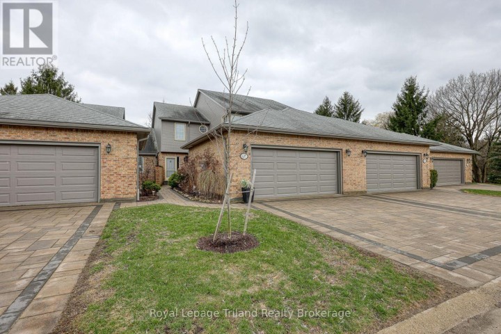 Photo 36 at 637 Lansdowne Avenue, Woodstock - North, Woodstock
