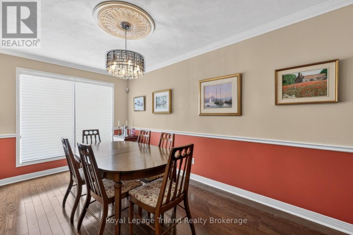 Photo 7 at 637 Lansdowne Avenue, Woodstock - North, Woodstock
