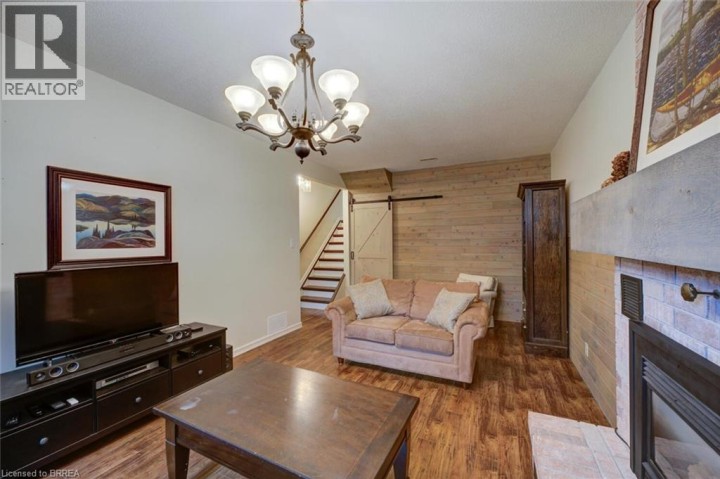 Photo 31 at 31 Coxwell Crescent, Brantwood Park, Brantford