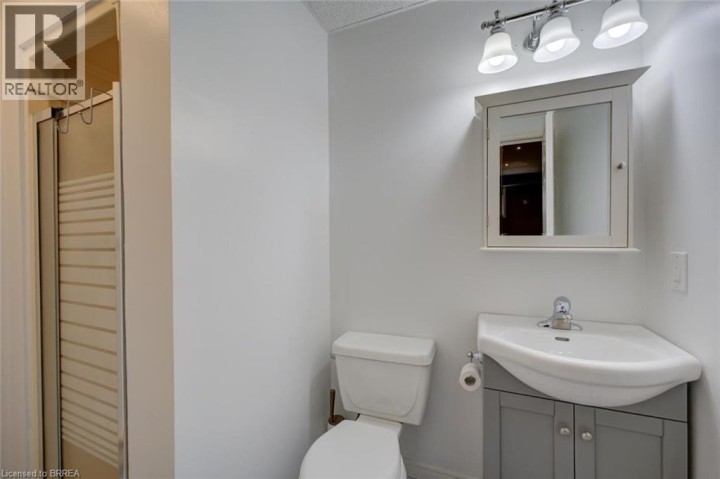 Photo 34 at 31 Coxwell Crescent, Brantwood Park, Brantford