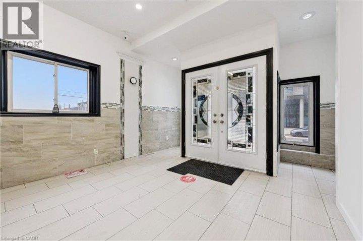 Photo 4 at 496 E King Street, Downtown Kitchener / East Ward, Kitchener