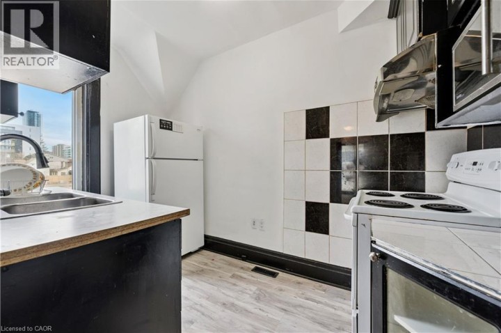 Photo 15 at 496 E King Street, Downtown Kitchener / East Ward, Kitchener