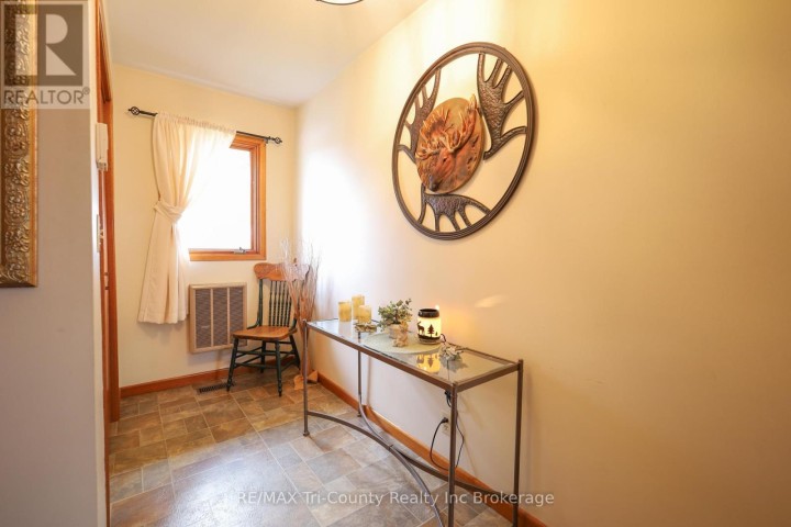 Photo 13 at 9113 Plank Road, Straffordville, Bayham