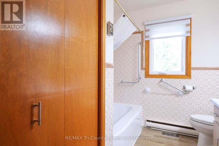 Photo 20 at 9113 Plank Road, Straffordville, Bayham