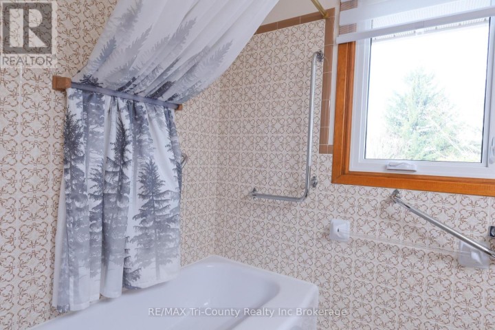 Photo 22 at 9113 Plank Road, Straffordville, Bayham