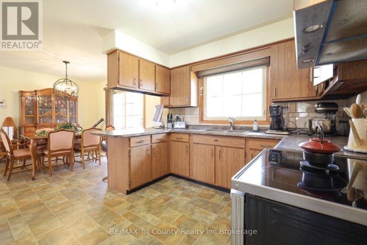 Photo 6 at 9113 Plank Road, Straffordville, Bayham