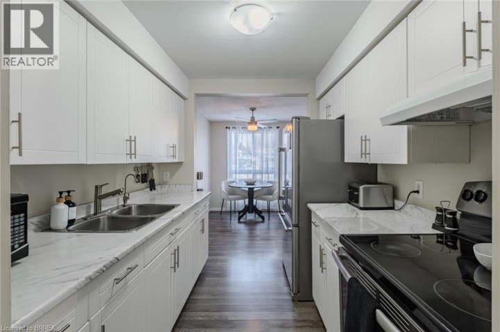 Photo 11 at 25 - 490 Grey Street, Echo Place, Brantford